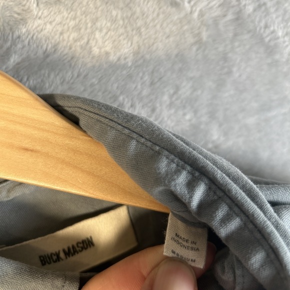 Buck Mason Shirt Mens Medium Draped Twill One Pocket Button Down Casual - Picture 4 of 9